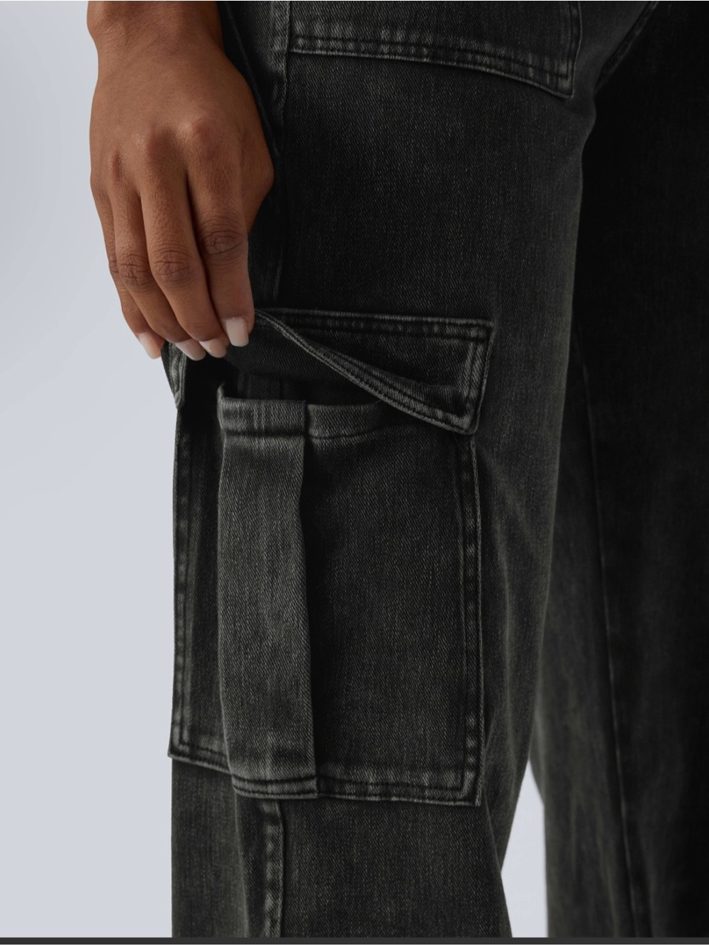 HALARA Washed Black Straight -Leg Cargo Jeans - Picture 6 of 6